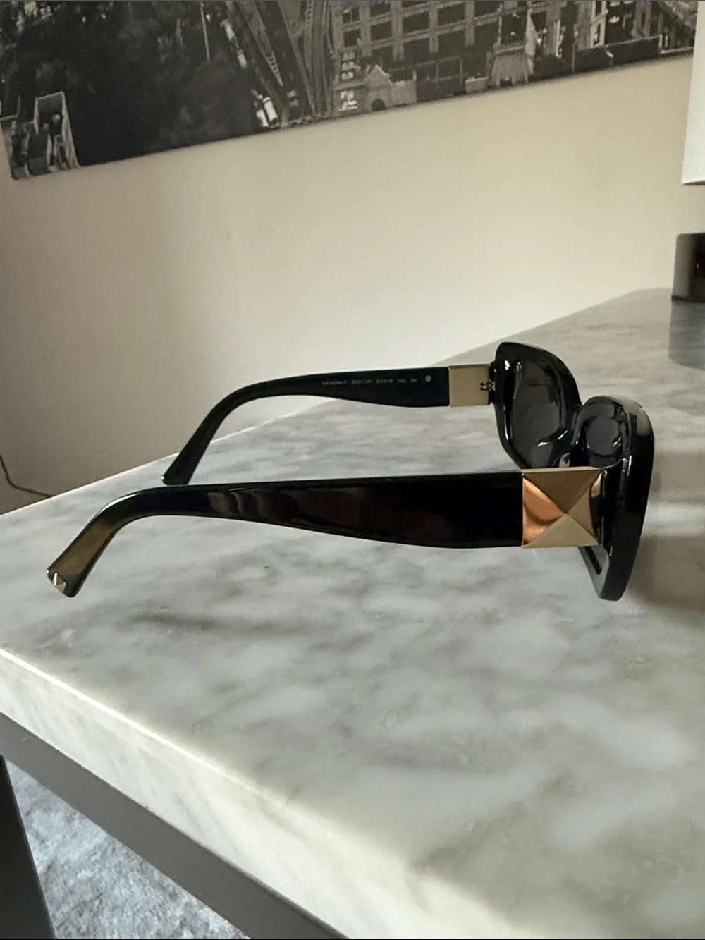 NEW Valentino Classic Black Cat-Eye Sunglasses - Women's Accessories